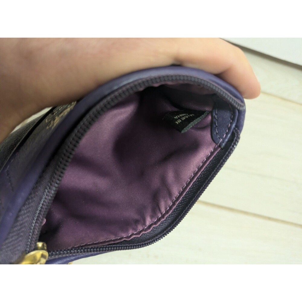 Coach Wristlet Wallet Purple Plum Leather Excellent - Picture 6 of 8